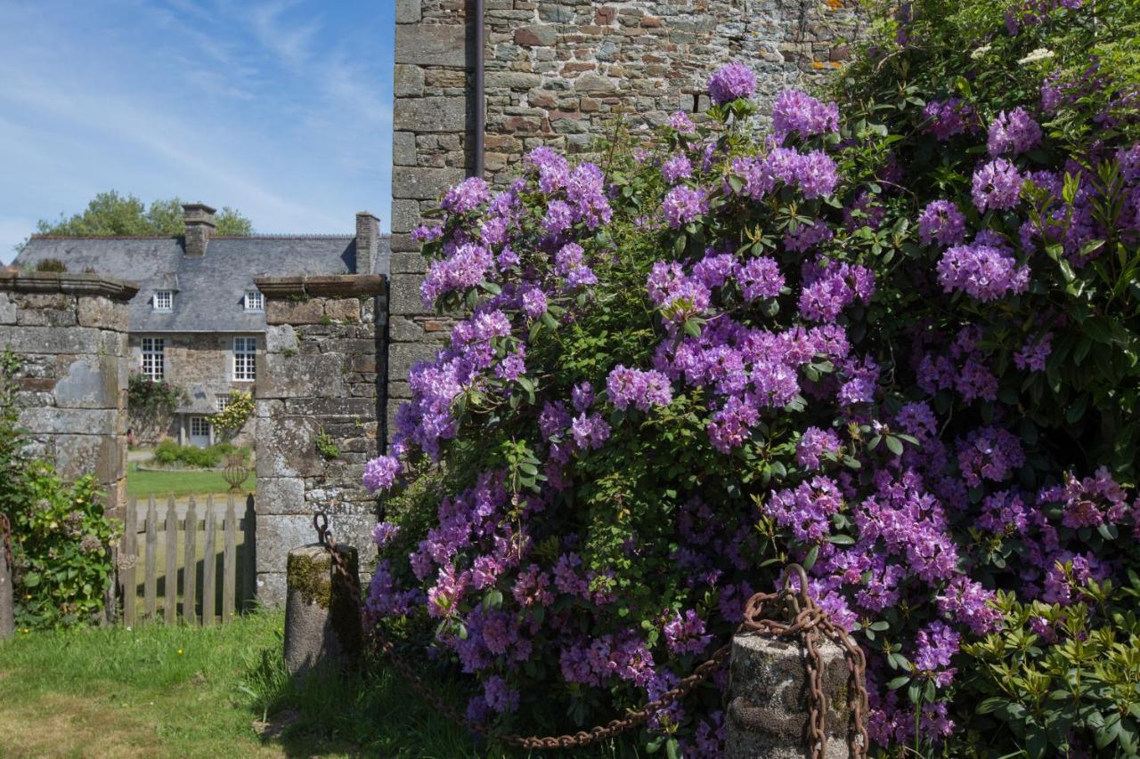Le Logis D'Equilly Bed and Breakfast Exteriör bild
