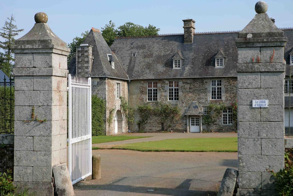 Le Logis D'Equilly Bed and Breakfast Exteriör bild