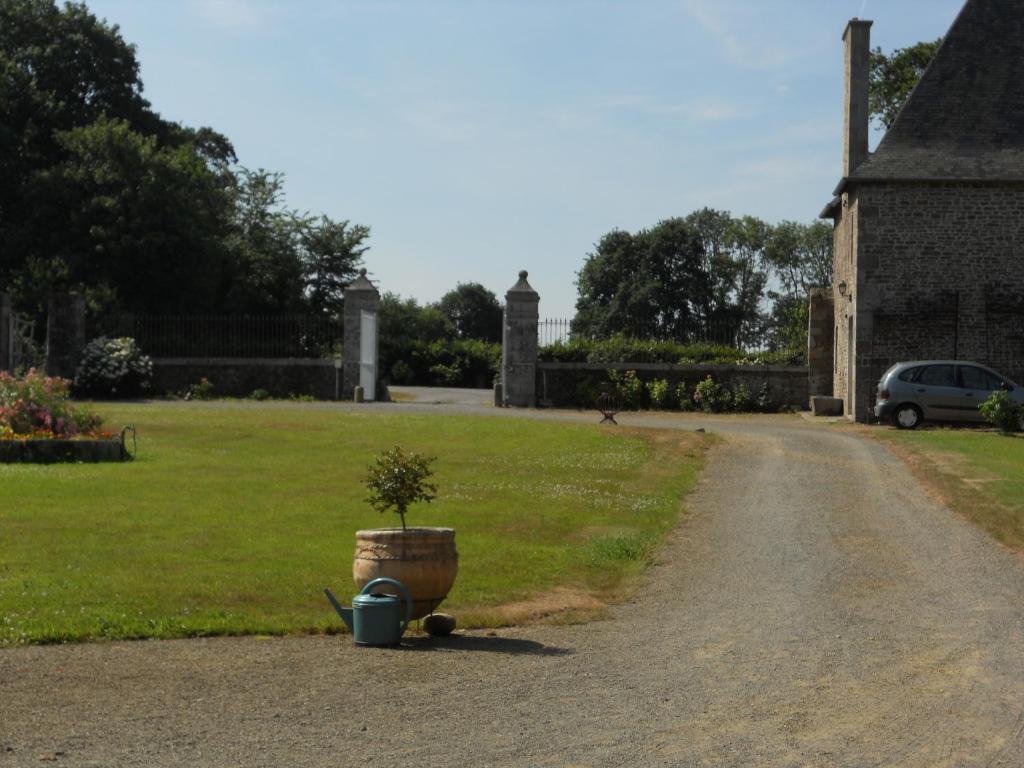 Le Logis D'Equilly Bed and Breakfast Exteriör bild